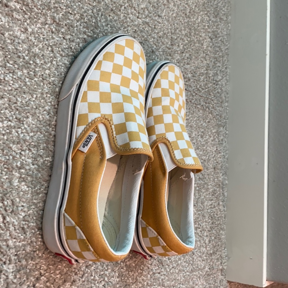 Worn 2. Clean shoes easy to slip on comfortable.